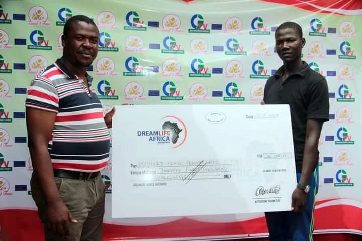 Dreamlife Africa college bursary